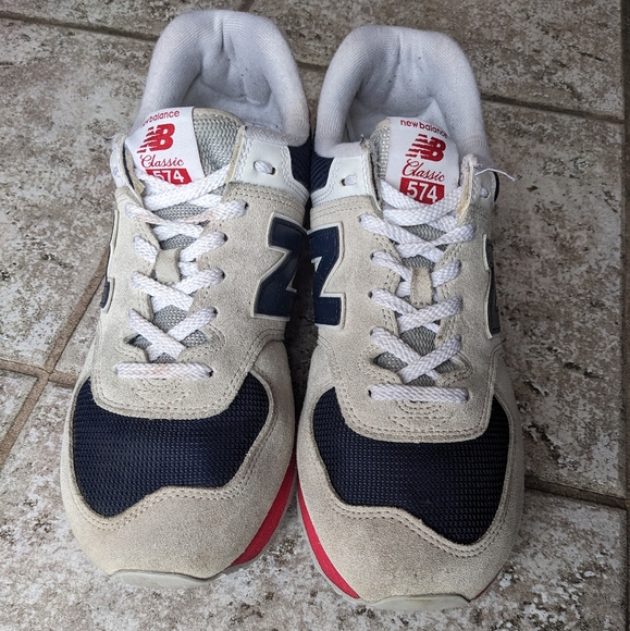New Balance 574 core for Men. Cream, Navy blue and Red. Size 10.5 - Picture 2 of 6